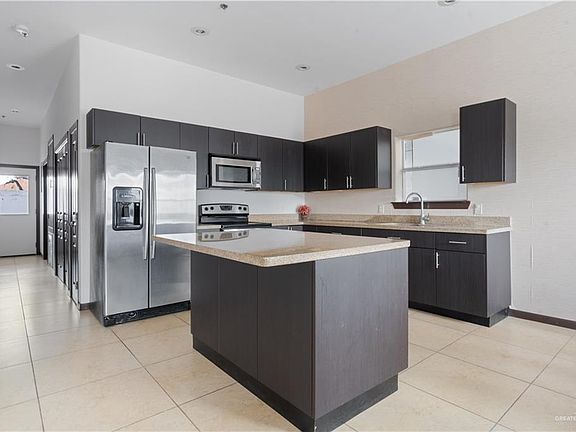 3rd image of 4217 Colbath Ave Suite 405A