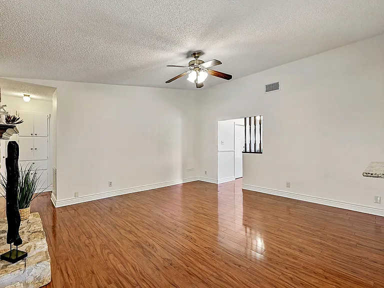3707 Tarragona Ln — Photo 10