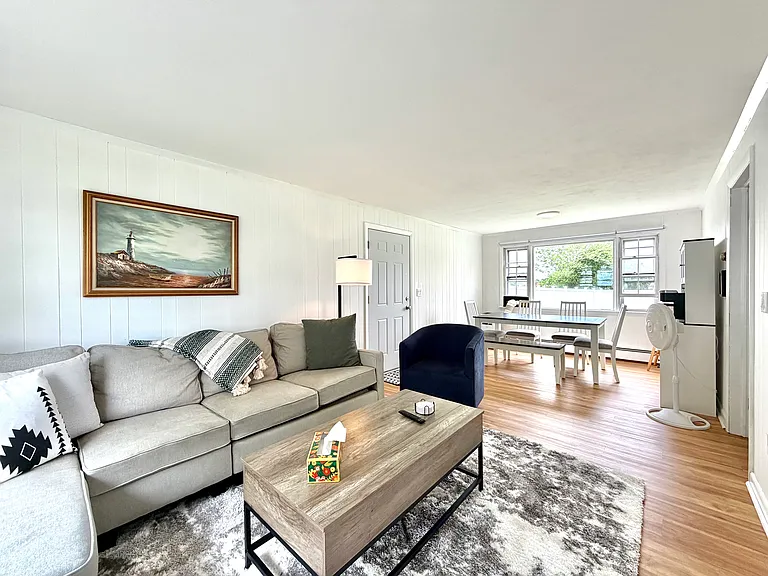 12 Spruce Ave — Photo 8