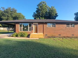 4305 Hunt Dr NW, Huntsville, AL 35816