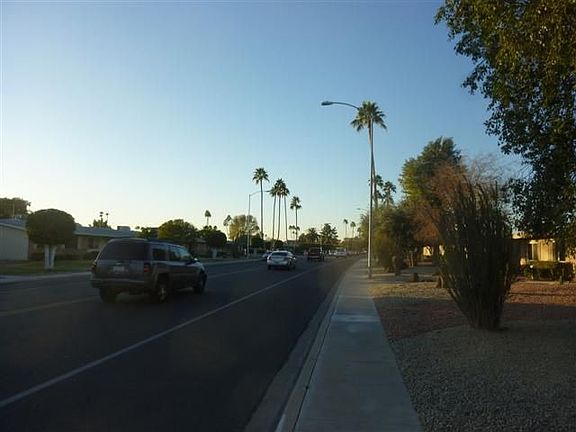 4th image of 10910 W Thunderbird Blvd