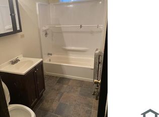 5837 S Michigan Ave #3, Chicago, IL 60637