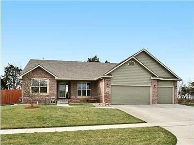 1419 E Summerlyn Dr, Derby, KS 67037