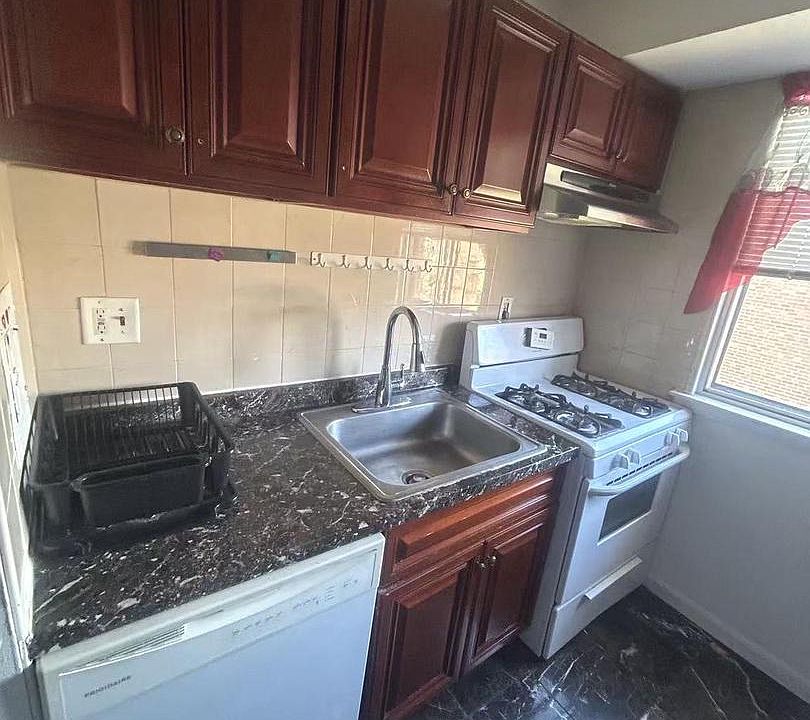 1st image of 9921 Bustleton Ave APT Y10