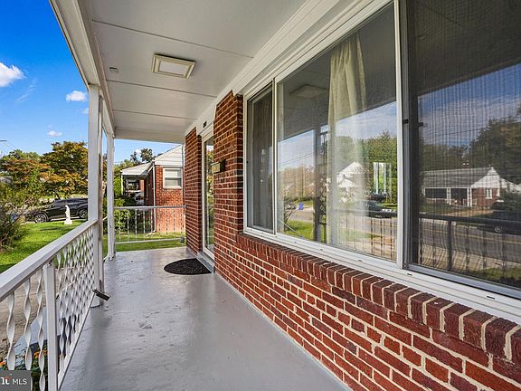4th image of 1509 Oakview Dr