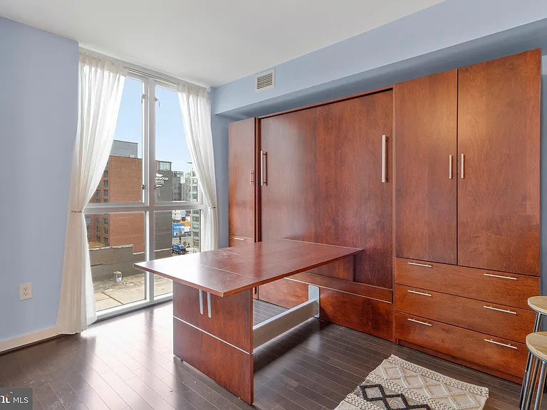 1025 1st St SE #907 — Photo 7
