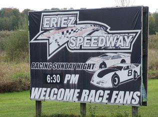 9821 Sampson Rd, Erie, PA 16509