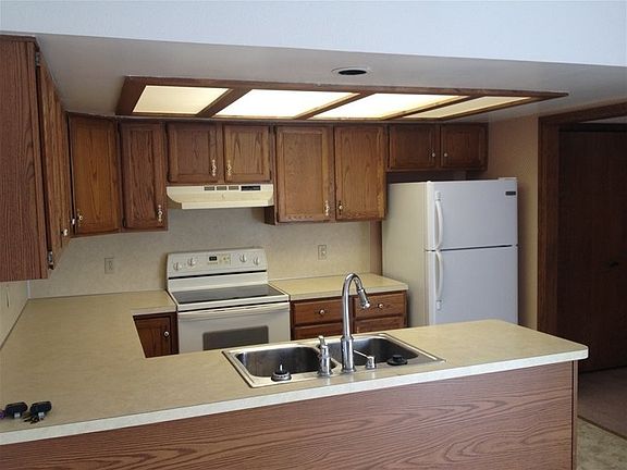 4th image of 6718-6724 Worth Ave #6720