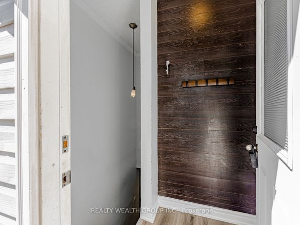 187 Bayview Ave #BASEMENT, Georgina, ON L4P 2T1