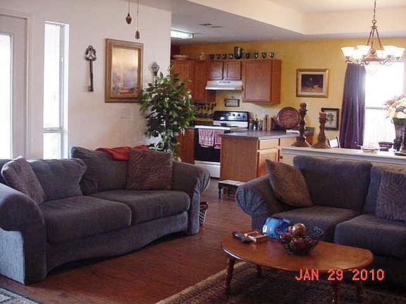 4th image of 1156 Hilltop Dr