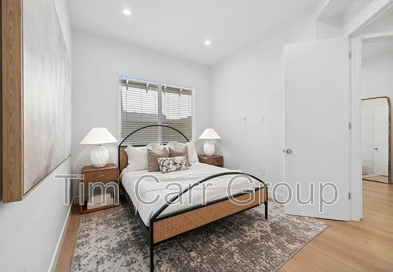 374 Hamilton St #B-103 — Photo 13
