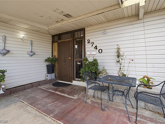 2nd image of 2740 Reynolds Ave