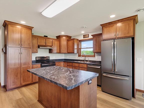 3rd image of 6414 COUNTY ROAD E