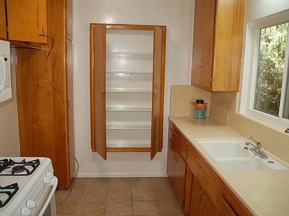 5th image of 719 W Camino Real Ave #D