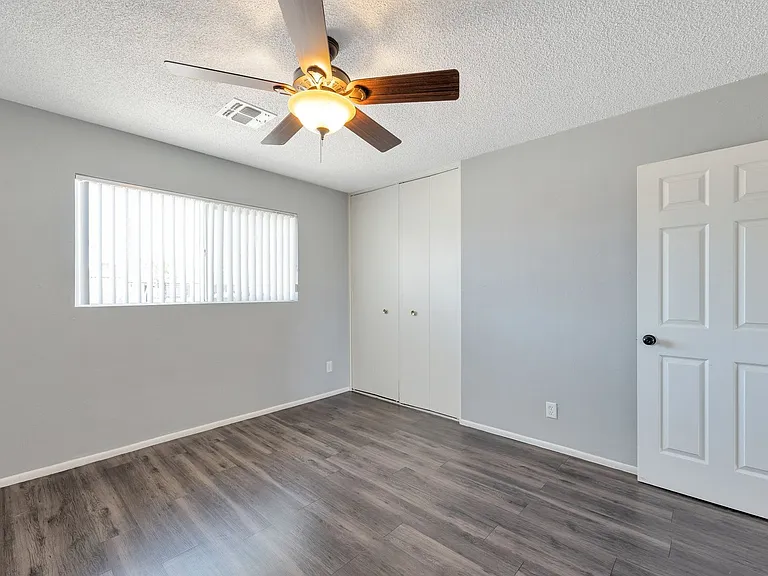 2801 N Granite Reef Rd — Photo 18