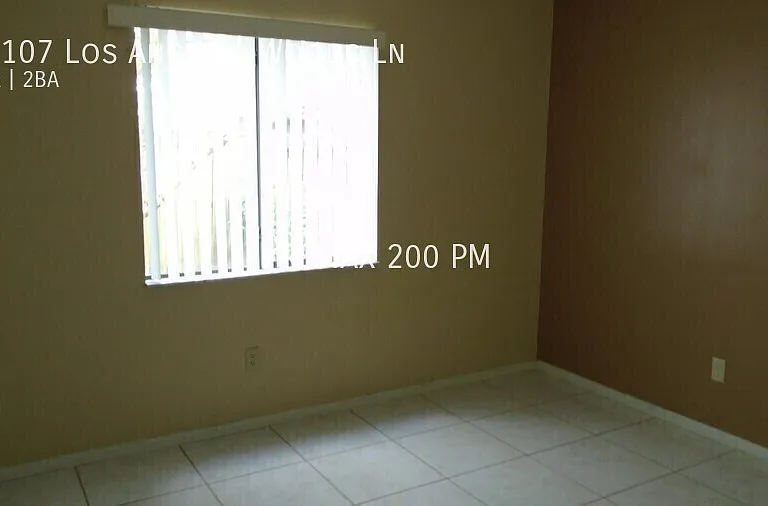 13107 Los Angeles Woods Ln — Photo 2