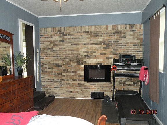 4th image of 165 Jacob Dr