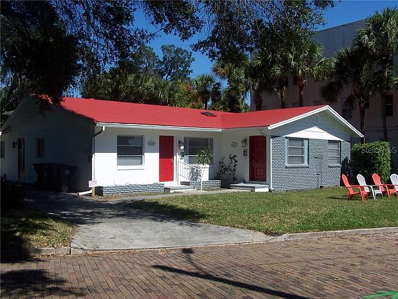 3rd image of 609 Woodlawn Blvd #607
