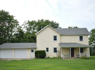 7511 E Kankakee Rd, Walkerton, IN 46574