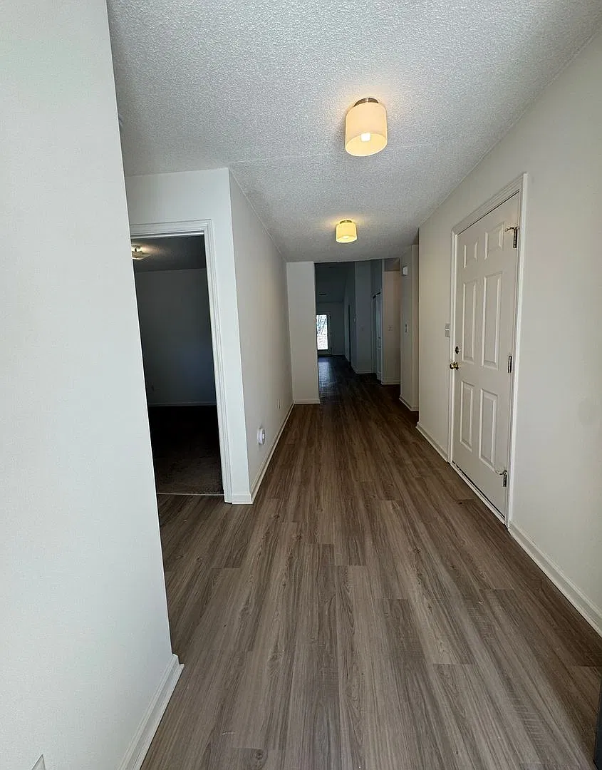 134 Springwood Lane — Photo 3