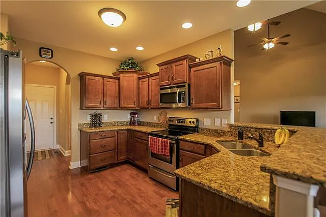 141 Summer Terrace Ln — Photo 5