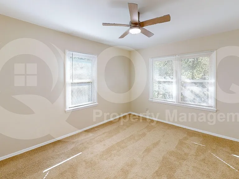 4014 Sun Valley Dr — Photo 7