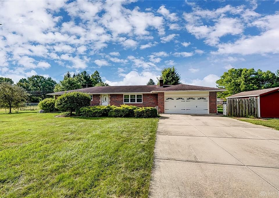 1st image of 200 Dwight Dr