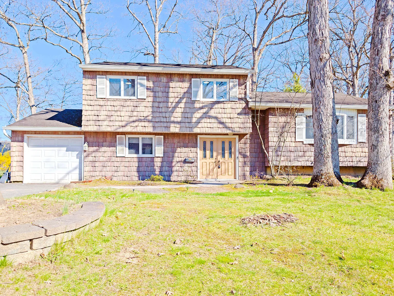 14 Bunyan Dr photo 1