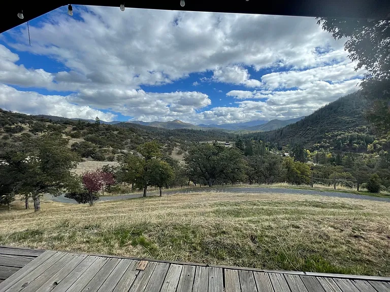2103 Little Applegate Rd — Photo 9
