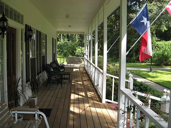Spacious front porch