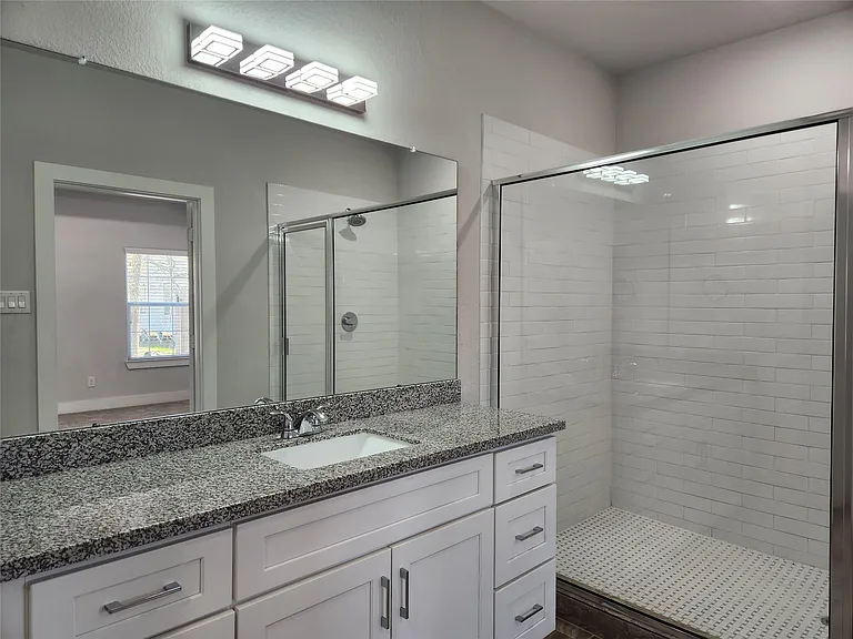 9710 Tuffly St #B — Photo 11