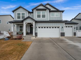 14037 S Overwatch Dr W, Herriman, UT 84096