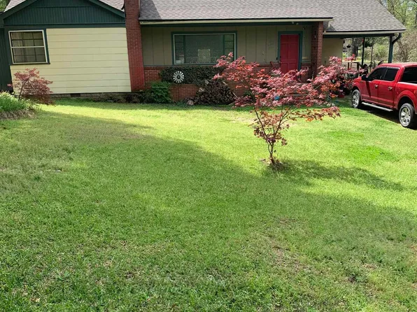 927 Leonard St, Camden, AR 71701