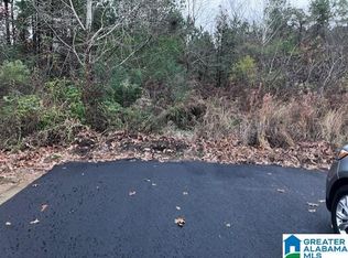 6700 White Oak Ln, Bessemer, AL 35023
