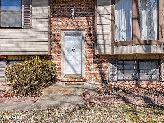 5th image of 5436 Collier Ln