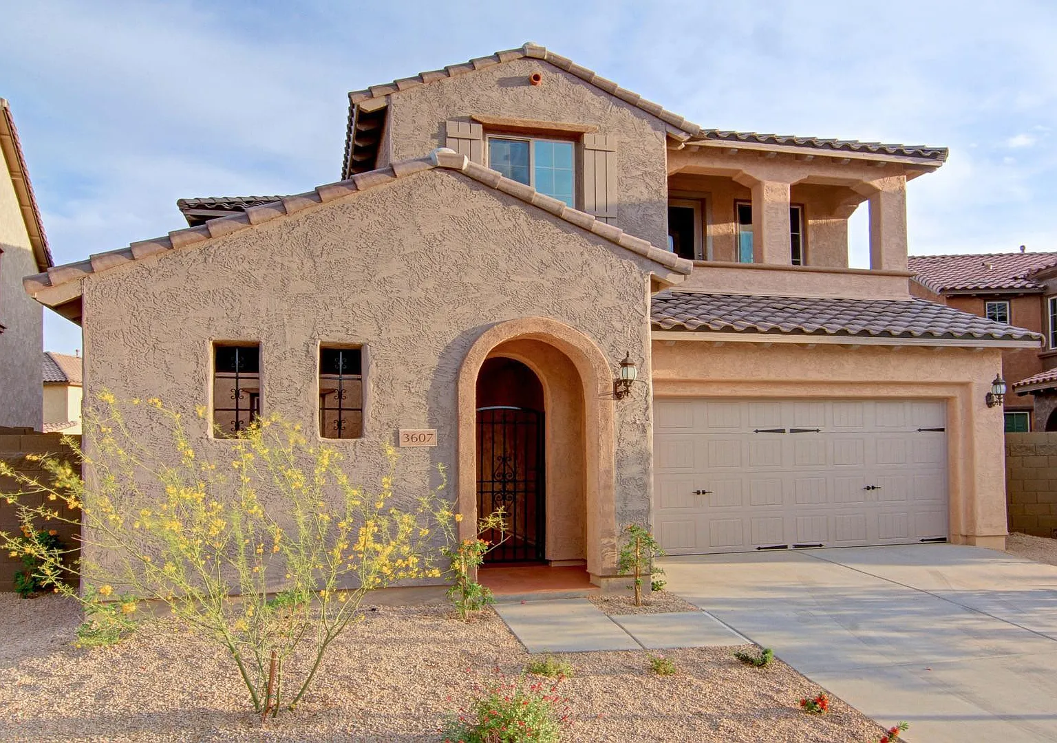 4 bed, 2.5 bath, 3057 sqft, $4,450 — Photo 1