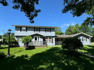 1005 3rd St, Britton, SD 57430