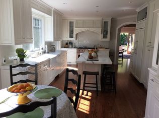 111 Pepper Ave, Burlingame, CA 94010