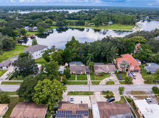 2525 N Habana Pl, Tampa, FL 33618