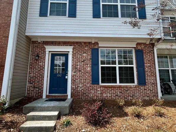 1042 Prestwyck Ct, Alpharetta, GA 30004