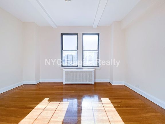 5th image of 710 2nd Ave #8D