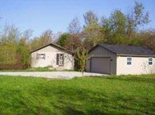 13815 Darrow Rd, Vermilion, OH 44089