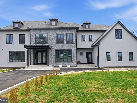 2nd image of 1047 Welsh Rd