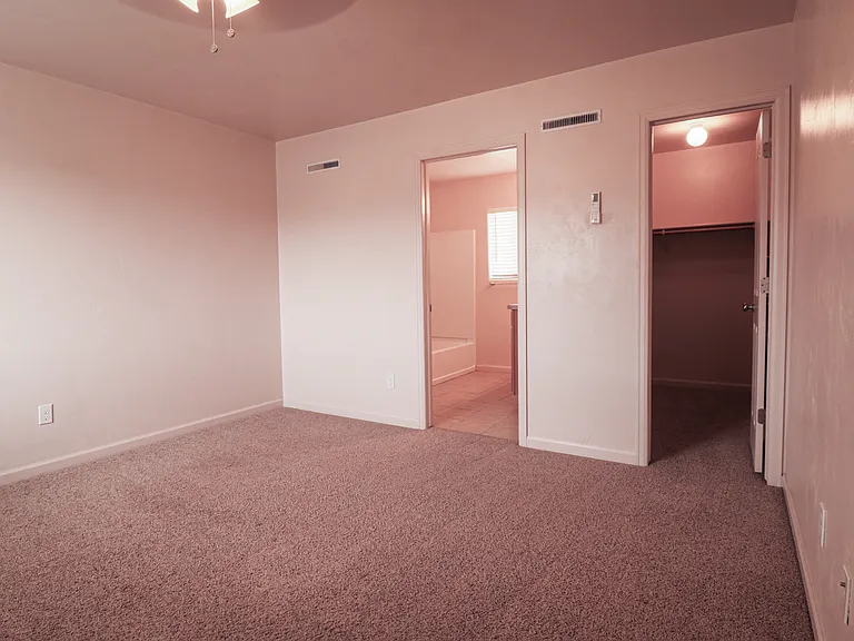 2589 E Cactus Rd #L — Photo 5
