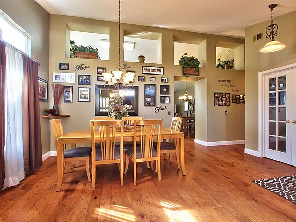 4th image of 1331 Avenida Alvarado