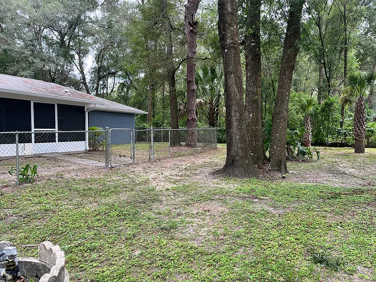 192 N Corbin Ave — Photo 16