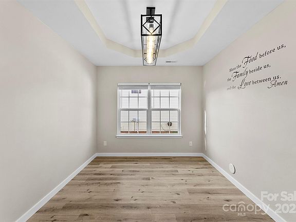 5th image of 3708 Martele Dr