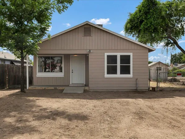 369 Holcomb Street, Porterville, CA 93257