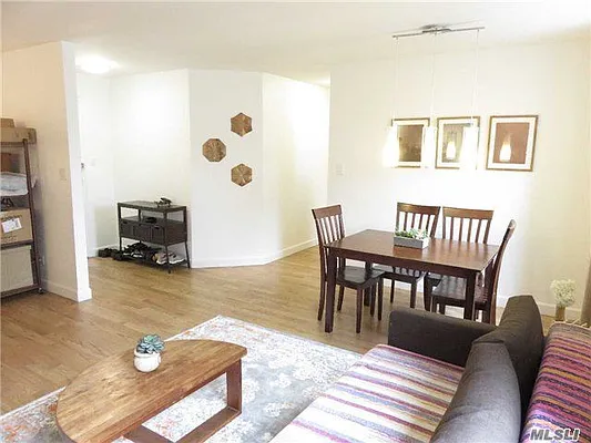 Rented by Owner | media 7