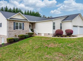 108 Whitehall Ln, Hudson, NC 28638